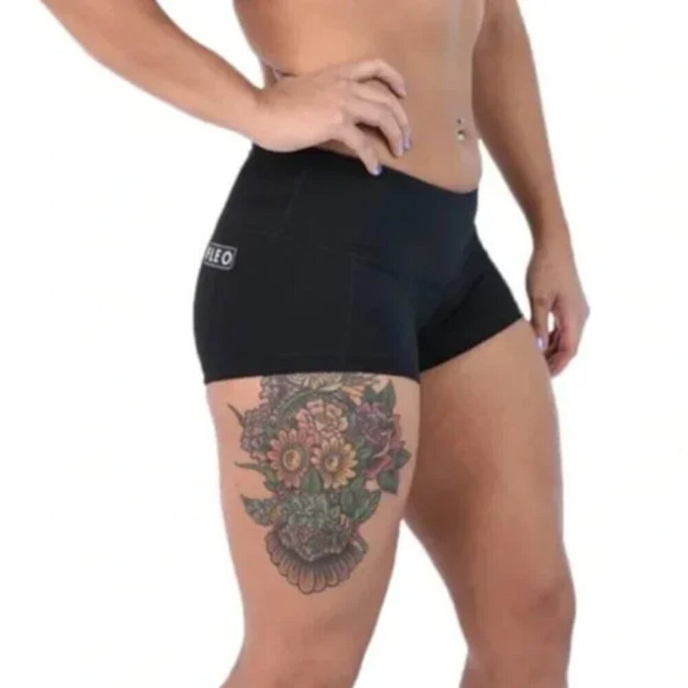 Fleo Black Medium‎ Rise Shorts